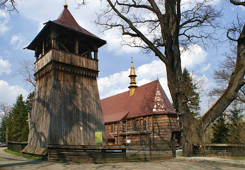 Kościół jest jedną z najstarszych świątyń drewnianych w Polsce