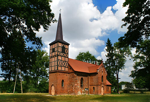 Gotycki kościół murowano-szachulcowy pw. św. Antoniego Padewskiego z XV wieku