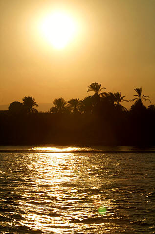 Zachód słońca na Nilu