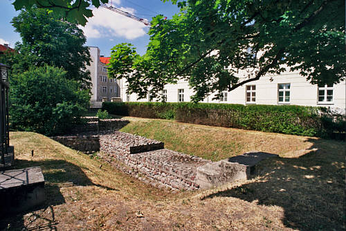 Fundamenty zamku kaliskiego