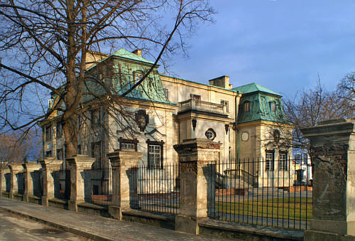 Pałac Lubomirskich przy zamku