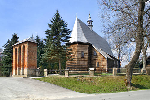 Kościół pw. św. Barbary i Narodzenia NMP wzniesiony w II poł. XV w.