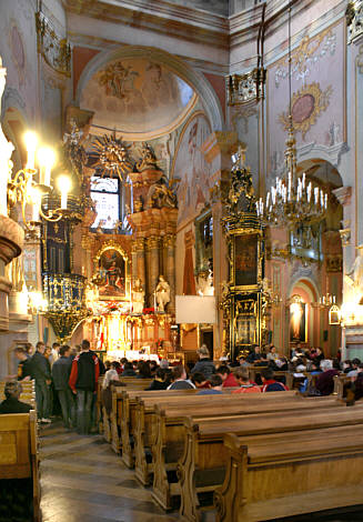 Piekne wnętrze kościoła we Włodawie