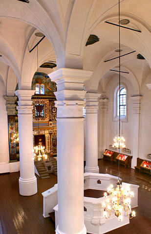 Widoki wewnątrz Wielkiej Synagogi we Włodawie