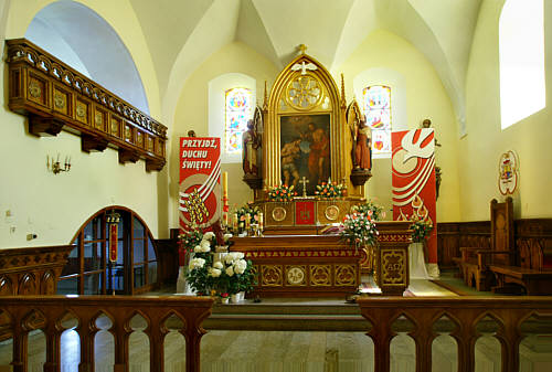 Wnętrze kościoła w Rogowie Sobóckim