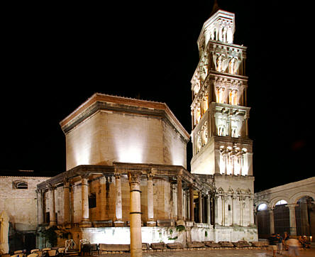 Katedra św. Dujama w budynku mauzoleom Dioklecjana z IV wieku