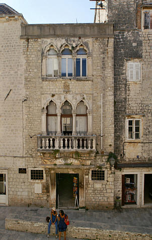 Pałac rodziny Ćipiko z XV wieku