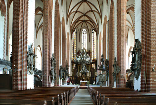 Legnica - Wnętrze katedry
