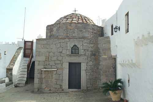 Kolejna cerkiewka w klasztorze