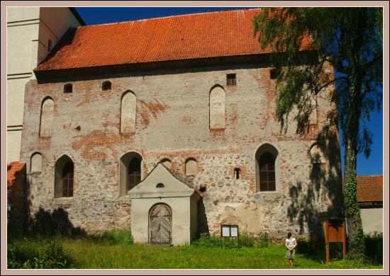 Zamkowy korpus krzyżackiej budowli z XIV wieku